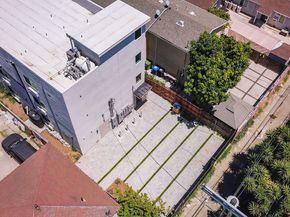 142 E 84th Street, Los Angeles CA 90003