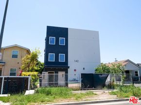 142 E 84th Street, Los Angeles CA 90003