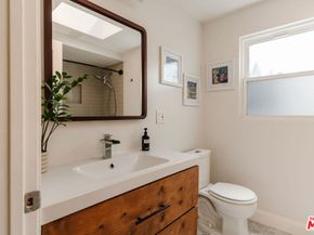 8404 Kirkwood Drive, Los Angeles CA 90046