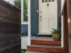 8404 Kirkwood Drive, Los Angeles CA 90046