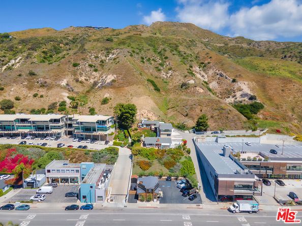 22605 Pacific Coast Highway, Malibu CA 90265
