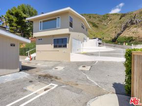 22605 Pacific Coast Highway, Malibu CA 90265