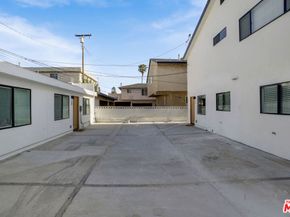12527 Cranbrook Avenue, Hawthorne CA 90250