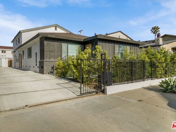 12527 Cranbrook Avenue, Hawthorne CA 90250