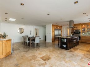 802 Lees Avenue, Long Beach CA 90815