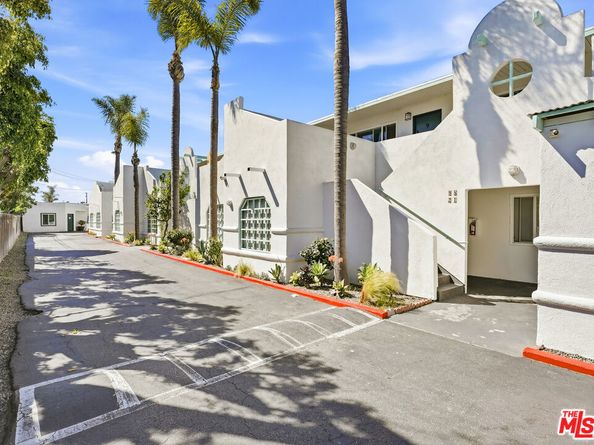 311 W Wilson Street, Costa Mesa CA 92627