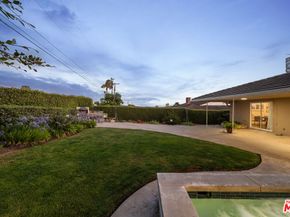 5124 S Corning Avenue, Los Angeles CA 90056