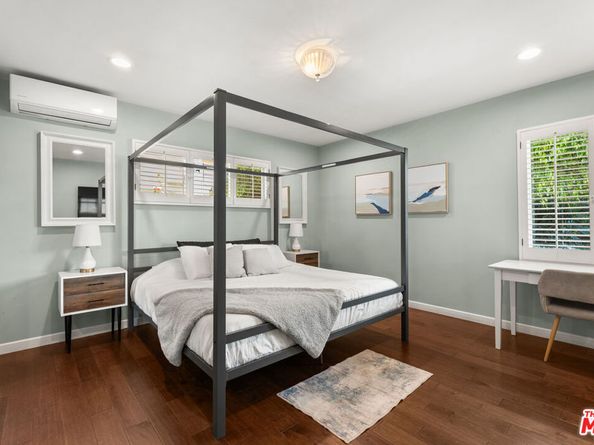5124 S Corning Avenue, Los Angeles CA 90056