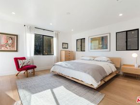 3850 Udell Court, Los Angeles CA 90027