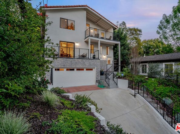 3850 Udell Court, Los Angeles CA 90027