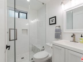 3850 Udell Court, Los Angeles CA 90027