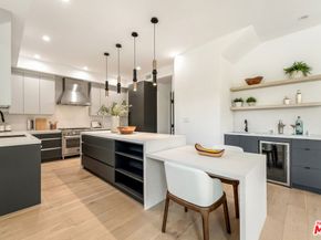 350 Mount Carmel Dr, Glendale CA 91206