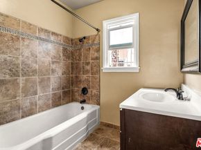 3961 W 64th Street, Los Angeles CA 90043