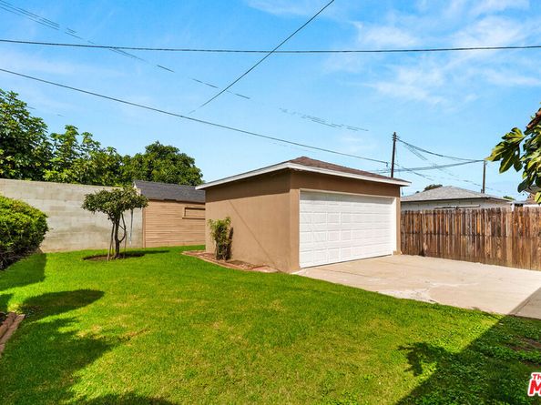 3961 W 64th Street, Los Angeles CA 90043
