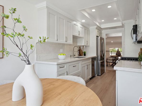 17109 Palisades Circle, Pacific Palisades CA 90272