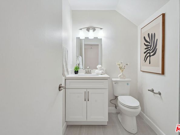 17109 Palisades Circle, Pacific Palisades CA 90272