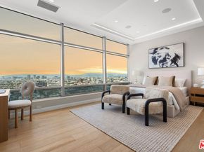 900 W Olympic Boulevard 27B, Los Angeles CA 90015