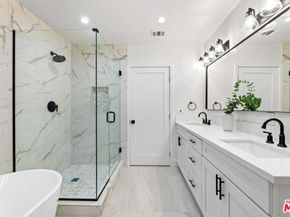 8507 Naylor Avenue, Los Angeles CA 90045
