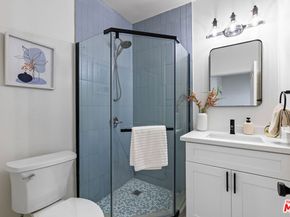 8507 Naylor Avenue, Los Angeles CA 90045