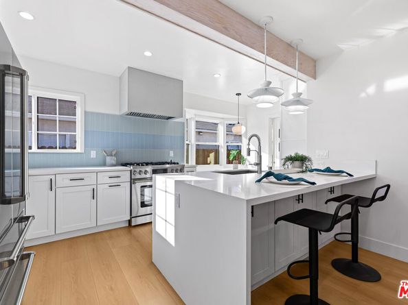 8507 Naylor Avenue, Los Angeles CA 90045