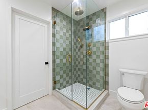 8507 Naylor Avenue, Los Angeles CA 90045