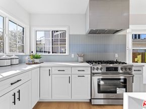 8507 Naylor Avenue, Los Angeles CA 90045