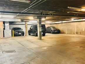 5633 Carlton Way 203, Los Angeles CA 90028