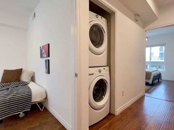 5633 Carlton Way 203, Los Angeles CA 90028