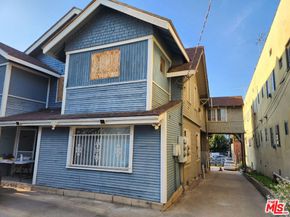 2821 San Marino Street, Los Angeles CA 90006