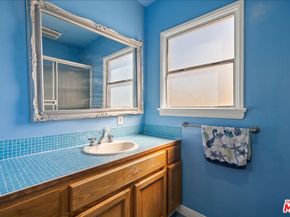 14019 Bessemer Street, Van Nuys CA 91401