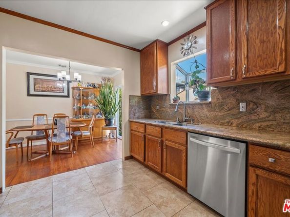 14019 Bessemer Street, Van Nuys CA 91401