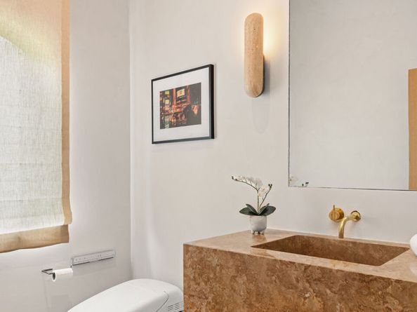 7046 Grasswood Avenue, Malibu CA 90265