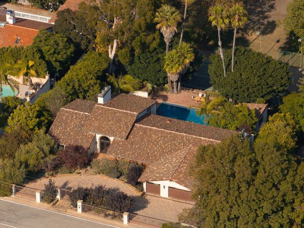 7046 Grasswood Avenue, Malibu CA 90265