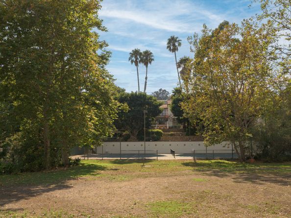 7046 Grasswood Avenue, Malibu CA 90265