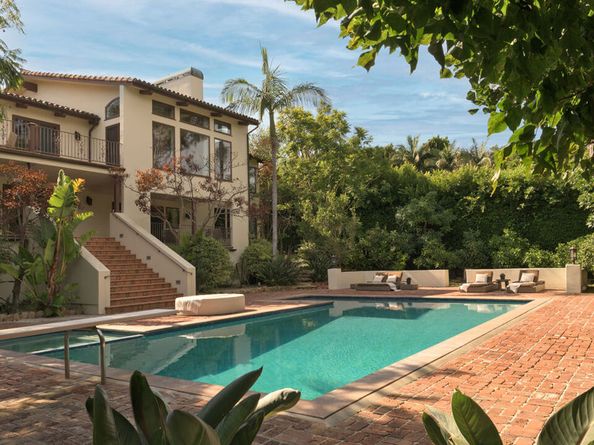 7046 Grasswood Avenue, Malibu CA 90265