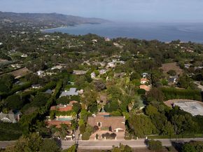 7046 Grasswood Avenue, Malibu CA 90265