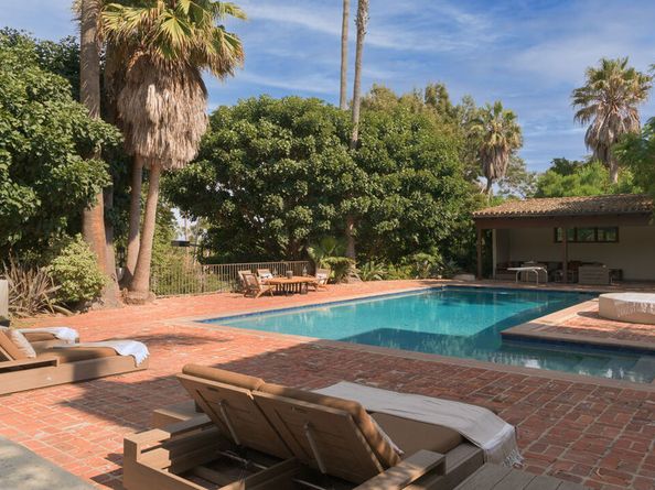 7046 Grasswood Avenue, Malibu CA 90265