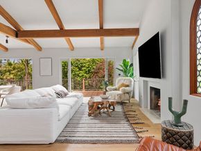 7046 Grasswood Avenue, Malibu CA 90265