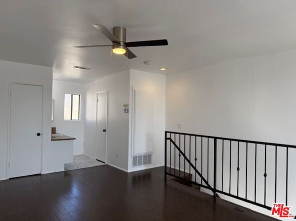 558 EVERGREEN Street 8, Inglewood CA 90302