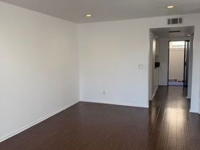 558 EVERGREEN Street 8, Inglewood CA 90302