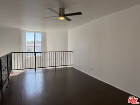 558 EVERGREEN Street 8, Inglewood CA 90302