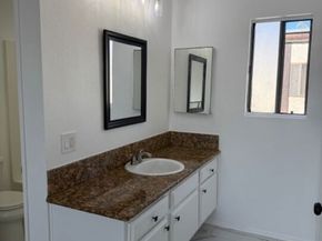 558 EVERGREEN Street 8, Inglewood CA 90302