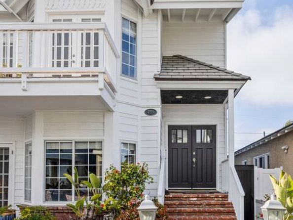 459 35th Street, Manhattan Beach CA 90266