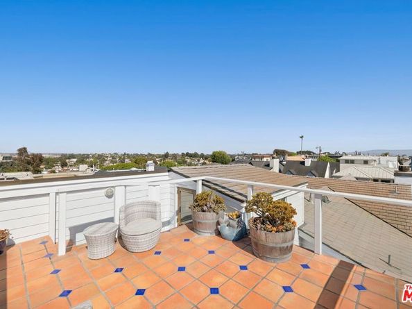 459 35th Street, Manhattan Beach CA 90266