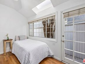 459 35th Street, Manhattan Beach CA 90266