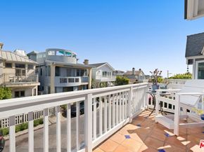 459 35th Street, Manhattan Beach CA 90266