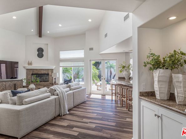 7701 Hindry Avenue, Los Angeles CA 90045