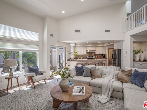 7701 Hindry Avenue, Los Angeles CA 90045