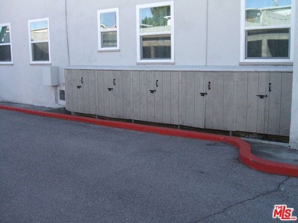 5619 1/2 W Clemson Street 1/2, Los Angeles CA 90016