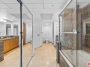 13700 Marina Pointe Drive 421, Marina Del Rey CA 90292